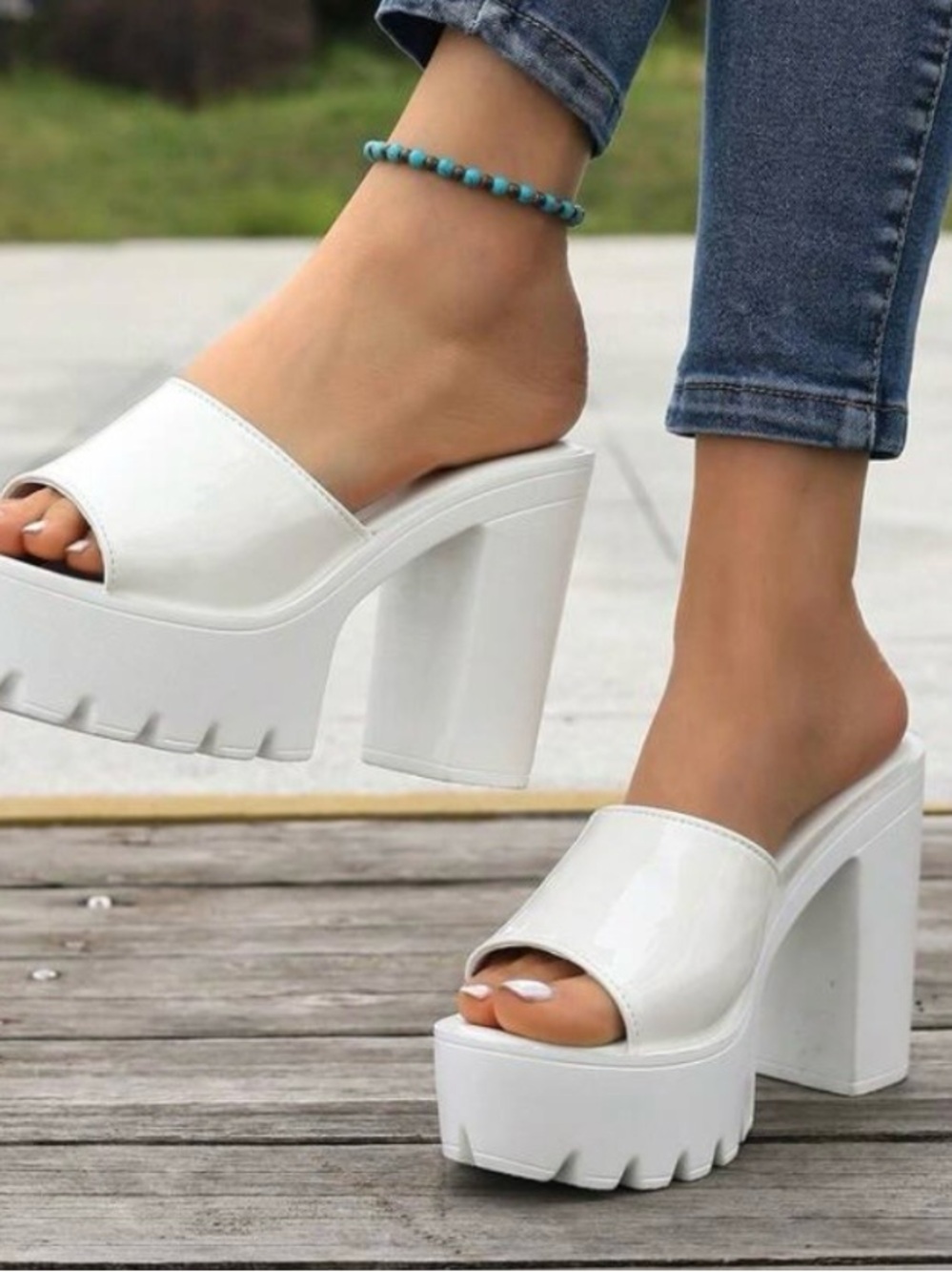 NWOT White Platform Slide Heels - Women